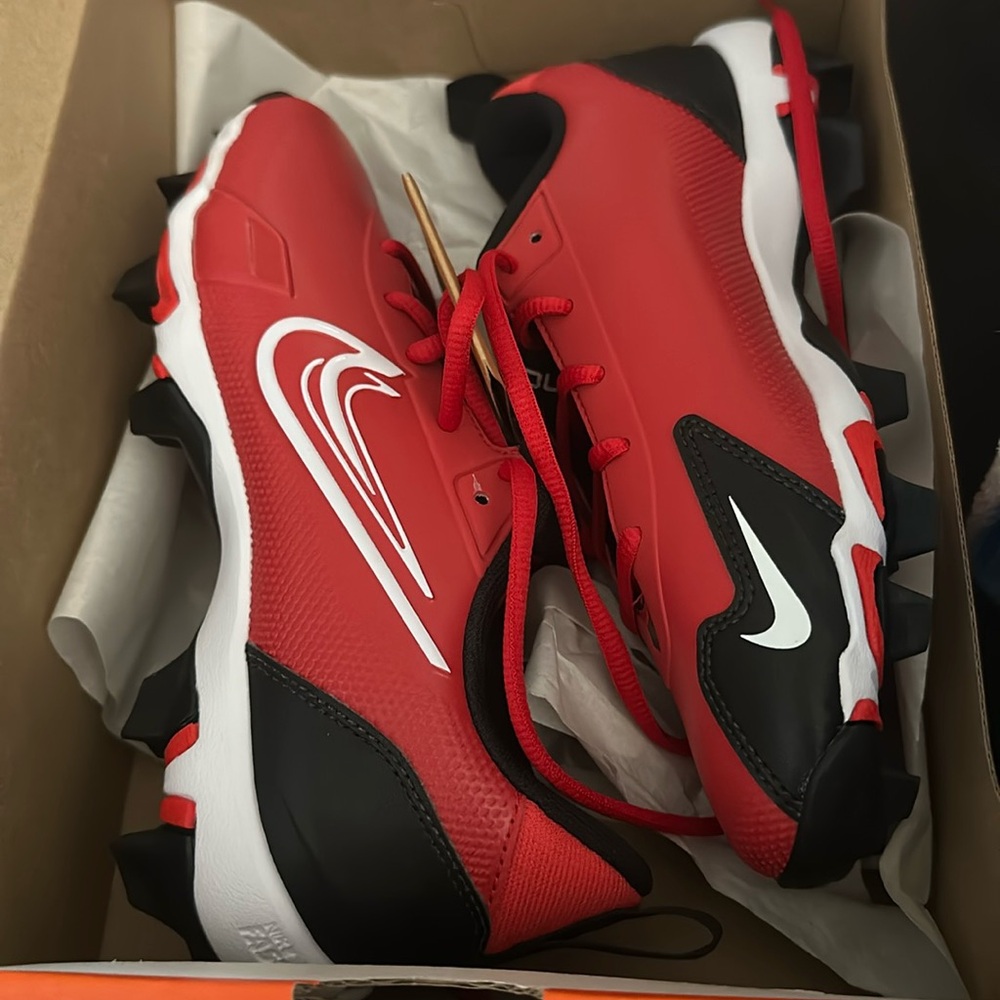 Nike | Force Trout 9 Keystone 5.5Y & 6Y cleats in boxes